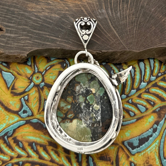 SOM'S BALI Lovely Sterling Silver & Hubei Turquoise Hummingbird Pendant - Picture 2 of 3